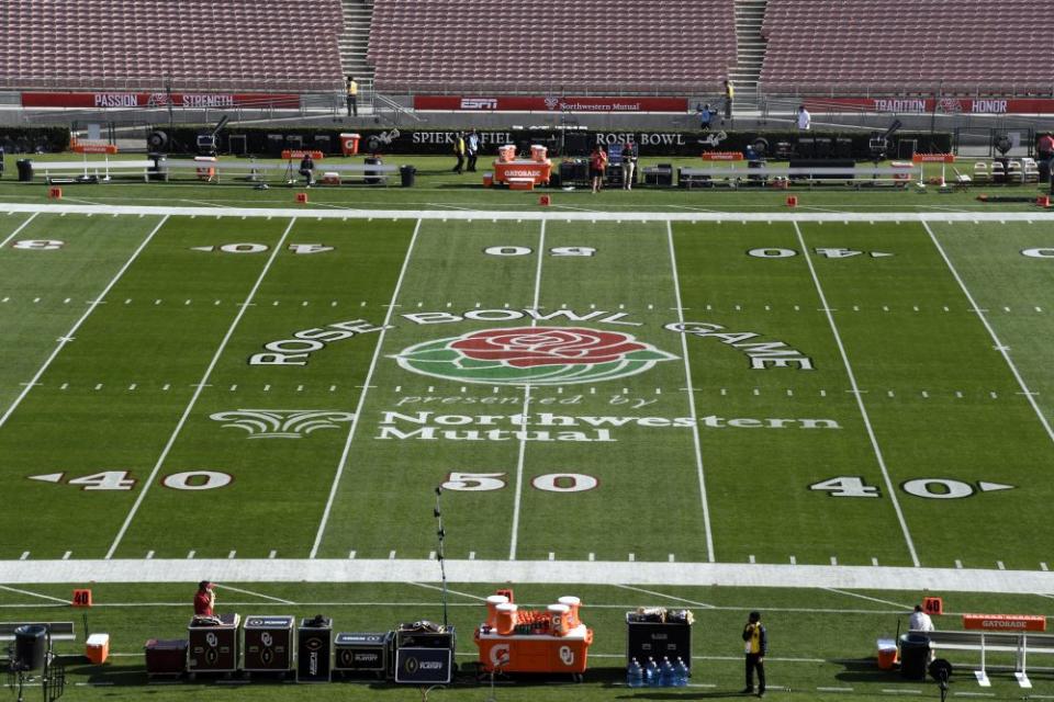 With Pac-12 and Big Ten postponing seasons, bring on spring Rose Bowl?