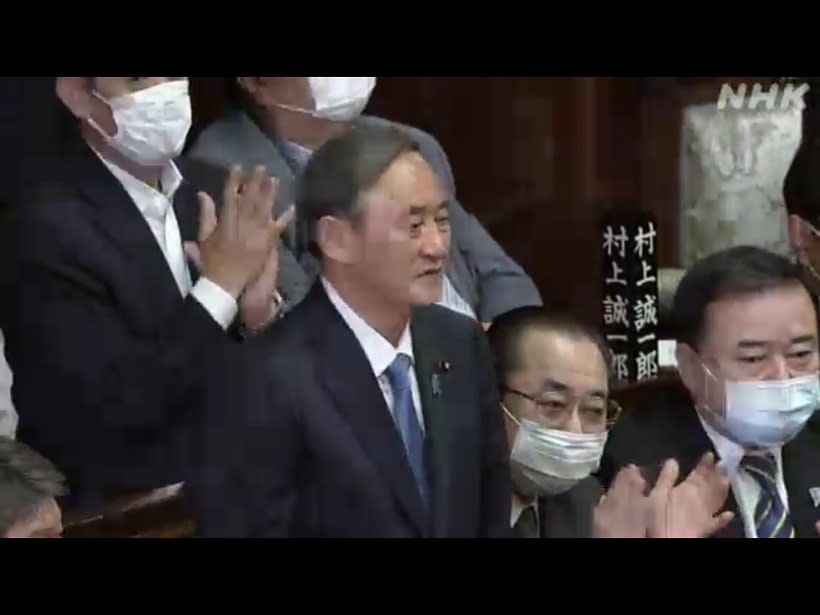 菅義偉今天在國會被指名為第99代總理大臣。   圖:翻攝自NHK轉播