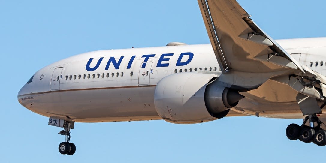 United 777-300ER.
