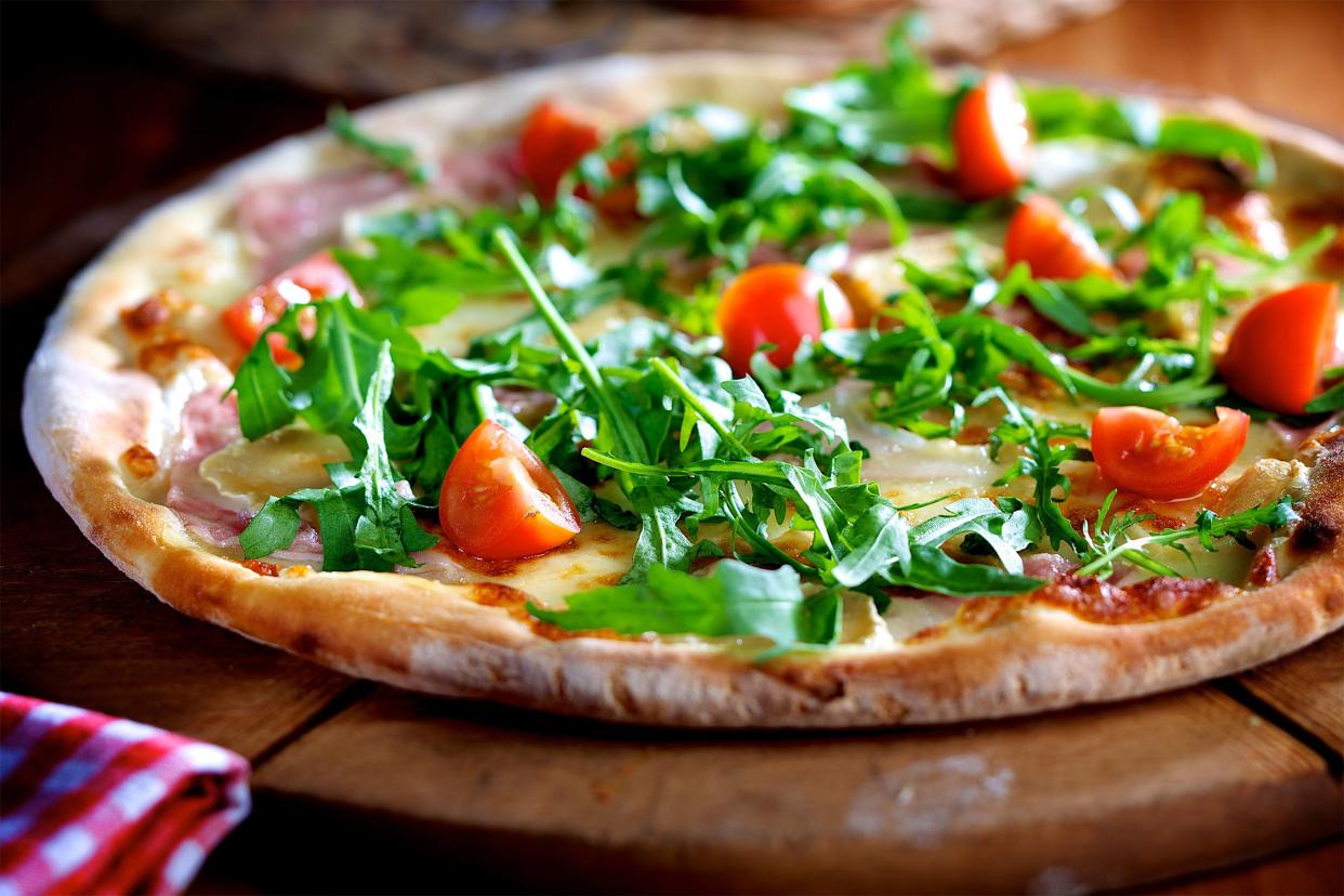 Tomato Salad Pizza