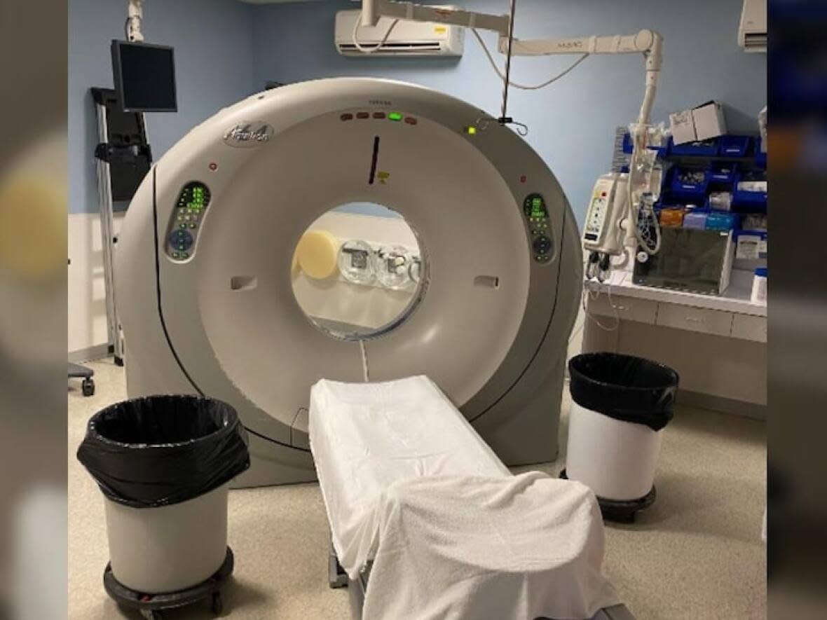 The CT scanner at the Pontiac Hospital was installed in 2010 and was originally scheduled for replacement in 2020. (CISSS de l'Outaouais - image credit)