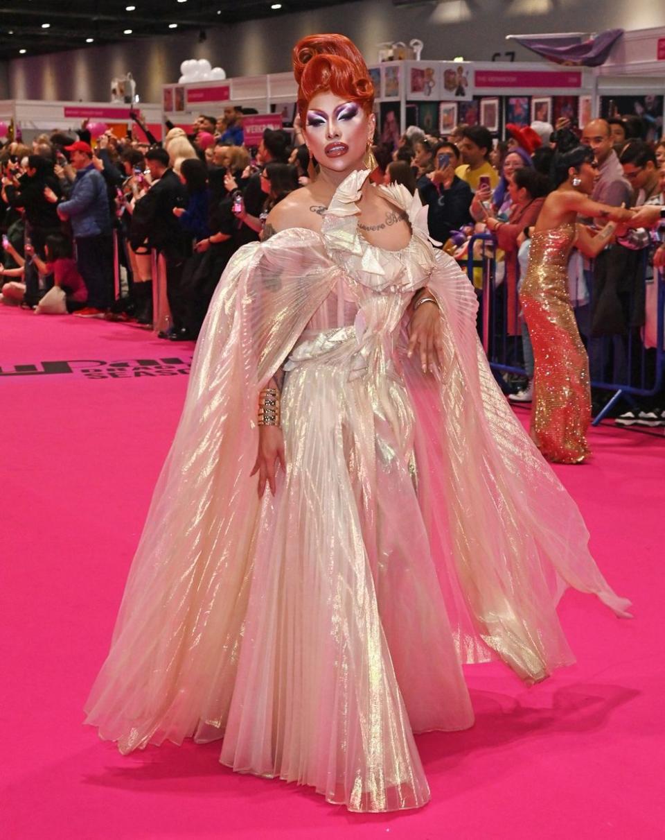 Photo Gallery Dragcon UK 2024 Queens Walk