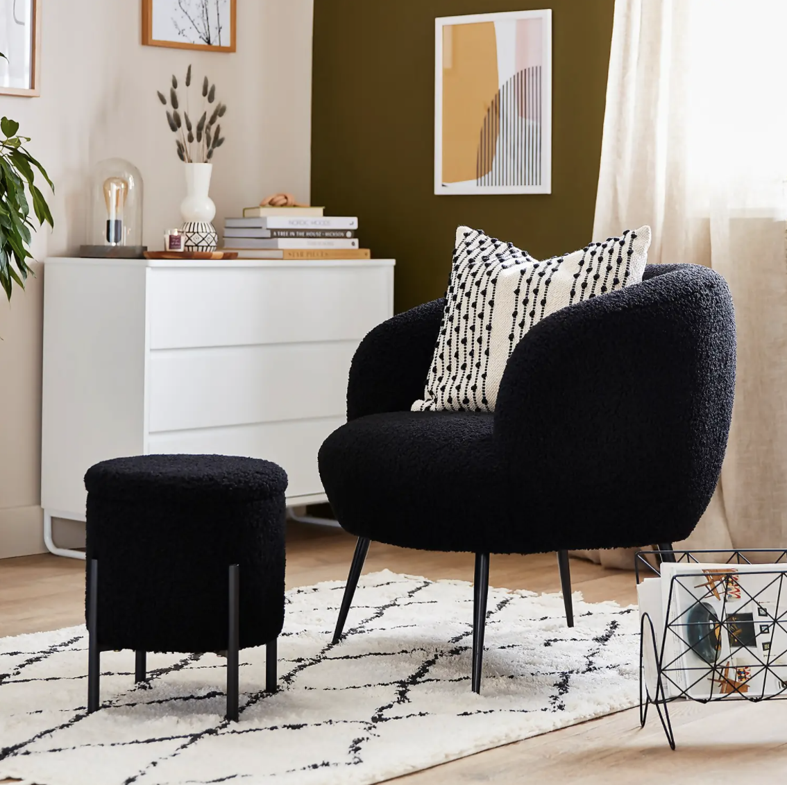 The trendy chair also comes in black. (Homebase) 