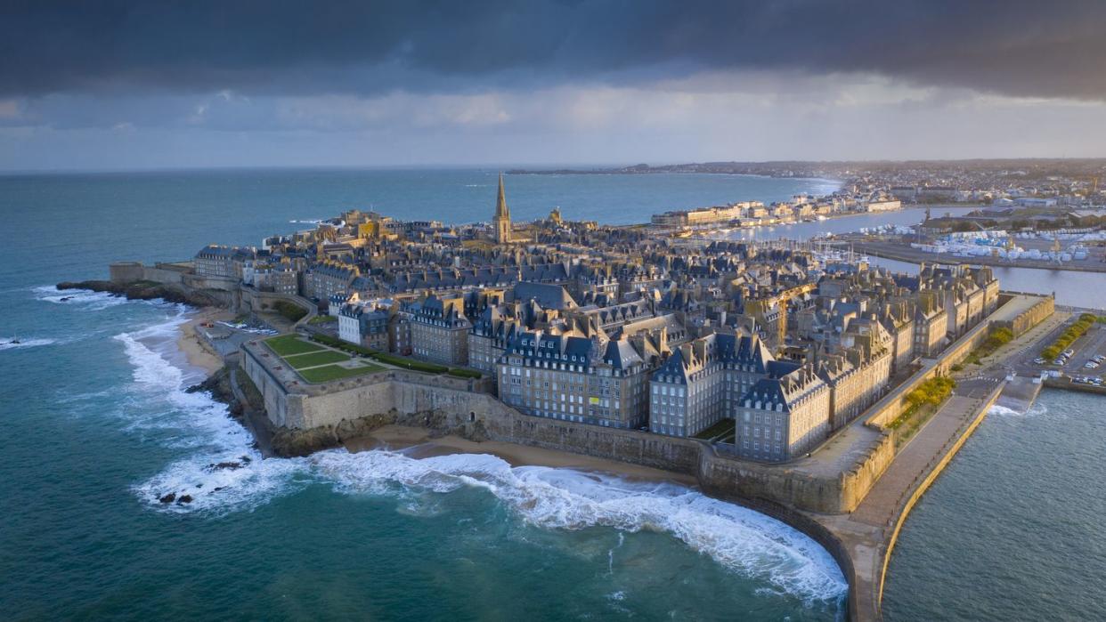 high tides and aerial view at sunrise of saint malo