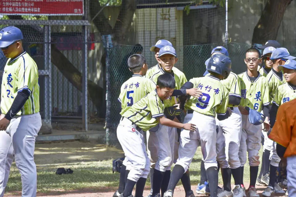 新竹關東國小首度參賽就闖進4強。大會提供