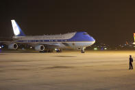 <p>Air Force One with President Barack Obama on board taxis on the tarmac as he arrives in Hanoi, Vietnam, Sunday, May 22, 2016. Obama is beginning his Asia trip which includes a visit to Vietnam and Japan. (AP Photo/Na Son Nguyen) </p>