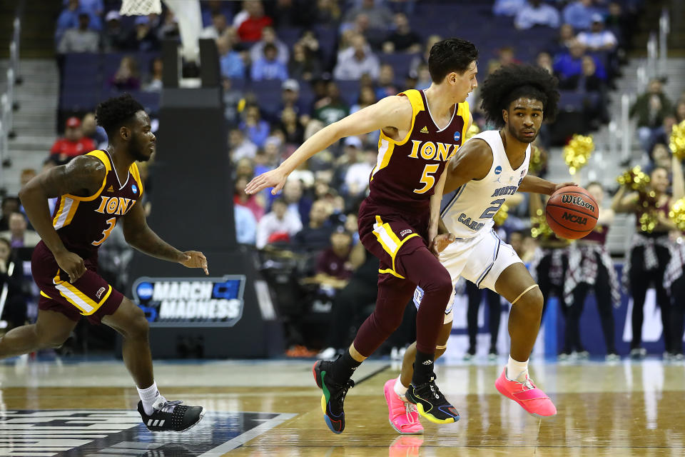 <p>North Carolina almost slipped to an Iona upset in the first round of the 2019 tournament. Iona had a 38-35 lead at halftime, but UNC pulled it together by the second half to win 88-73. </p>