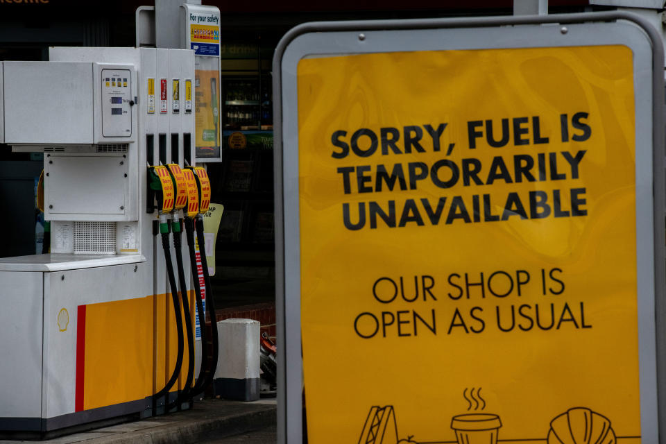 LONDON, ENGLAND - SEPTEMBER 25: Out of service signs on fuel pumps at a Shell garage which is out of all fuel on September 25, 2021 in Grove Park, London, United Kingdom. BP and Esso have announced that its ability to transport fuel from refineries to its branded petrol station forecourts is being impacted by the ongoing shortage of HGV drivers and as a result, it will be rationing deliveries to ensure continuity of supply. (Photo by Chris J Ratcliffe/Getty Images)