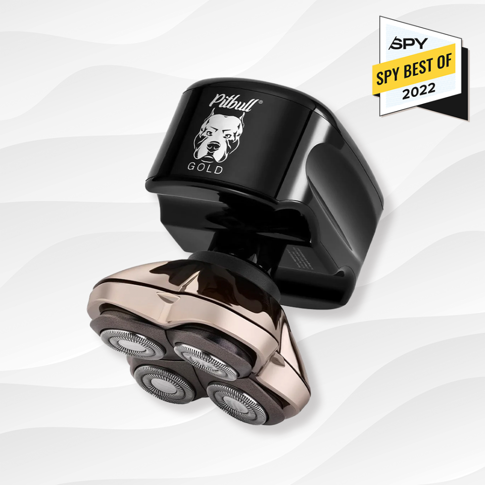 the skull shaver pitbull gold PRO against a white wavy background