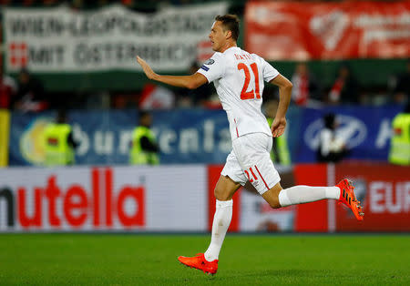 Soccer Football - 2018 World Cup Qualifications - Europe - Austria vs Serbia - Ernst Happel Stadion, Vienna, Austria - October 6, 2017 Serbia’s Nemanja Matic celebrates scoring their second goal REUTERS/Leonhard Foeger