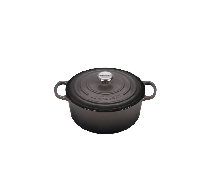 7) Signature 5 1/2 Quart Round Enamel Cast Iron French/Dutch Oven