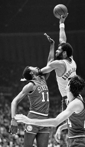 Kareem Abdul-Jabbar vs. Philadelphia 76ers in Game 5 of the 1980 NBA Finals.