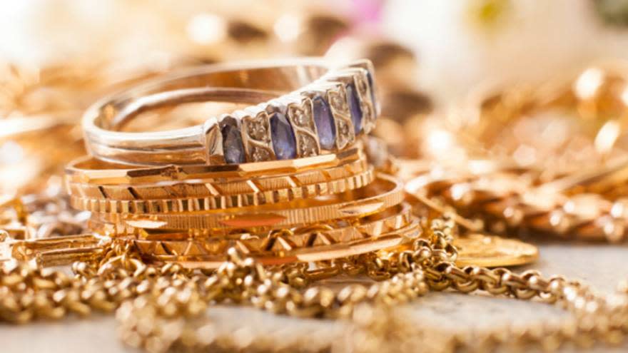 El oro es muy utilizado en la joyería