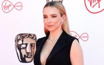 <p>Ist sie die attraktivste Frau der Welt? Einer wissenschaftlichen Berechung zufolge hat Jodie Comer ein nahezu perfektes Gesicht. Laut dem britischen Schönheitschirurgen Dr. Julian De Silva kommt der "Killing Eve"-Star nach dem "Goldenen Schnitt der Schönheit" auf ein Gesamtergebnis von 94,52 Prozent auf der Perfektionsskala. Welche Promi-Männer und -Frauen diesem Ideal ebenfalls nahe kommen, zeigt die Galerie ... (Bild: 2022 Getty Images/Tristan Fewings)</p> 