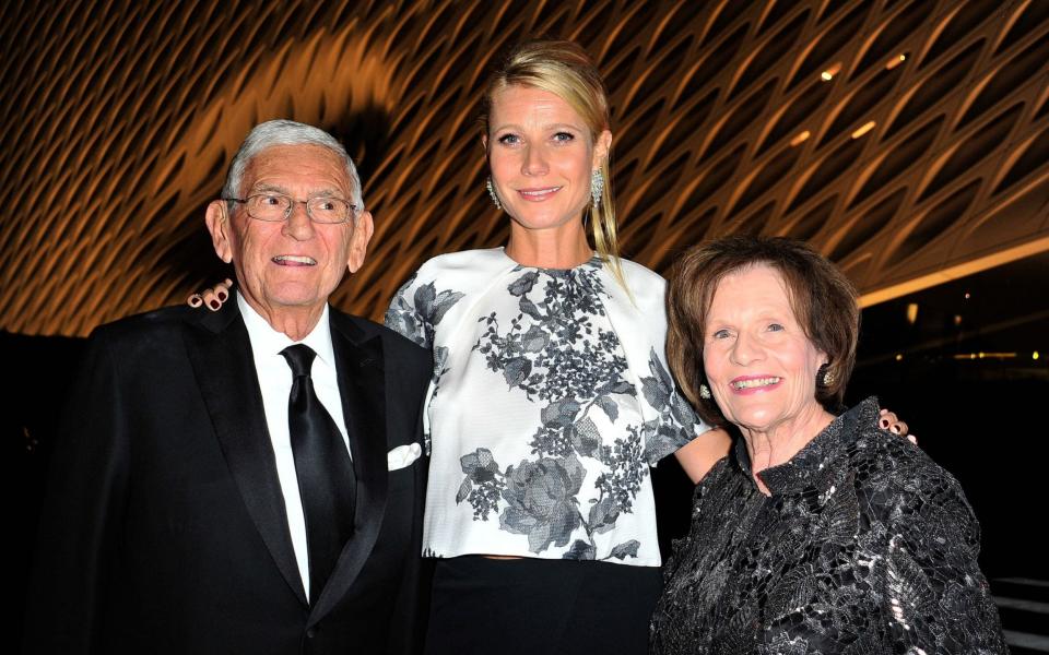 With his wife Edythe and Gwyneth Paltrow at The Broad's inaugural dinner in 2015  - Jerod Harris/Getty Images