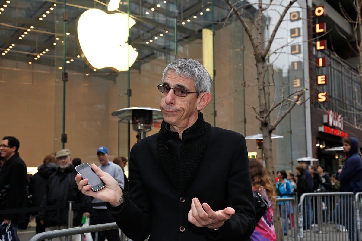 Actor Richard Belzer attends the grand opening of the Apple Store on the Upper West Side on November 14, 2009 in New York City.  (Getty Images)