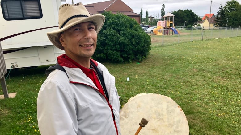 Birchbark and bannock: Lennox Island First Nation shares culture with visitors