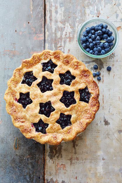 Cutaway Blueberry Pie