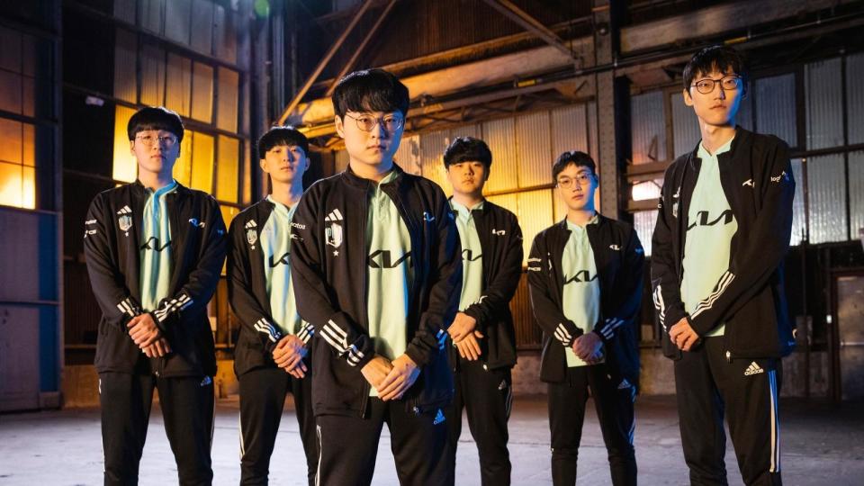 DWG KIA finished as Group B's strongest, after defeating LPL Champions JD Gaming in a tiebreaker. (Photo: Riot Games)