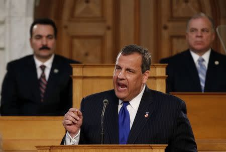 New Jersey Governor Chris Christie delivers his state of the state address at the New Jersey State House in Trenton, New Jersey, January 13, 2015. REUTERS/Mike Segar