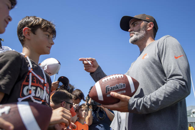 Deshaun Watson practicing, not talking ahead of Browns debut - The San  Diego Union-Tribune