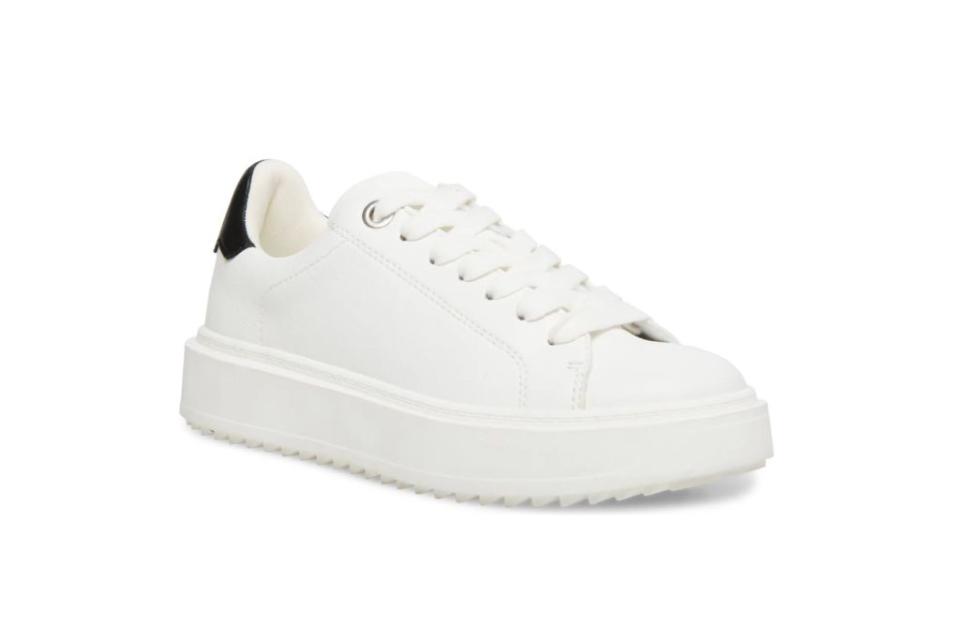 steve madden, charlie platform sneaker, white sneakers