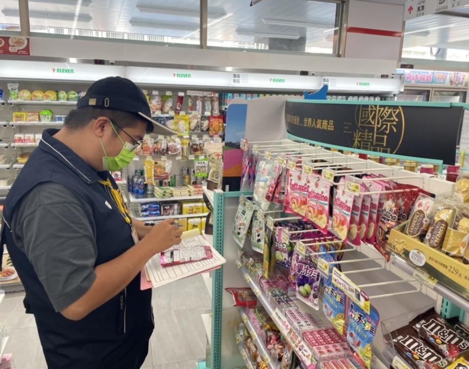 花蓮縣衛生局擴大稽查抽驗日本食品標示及檢驗，結果均符合規定。(花蓮縣衛生局提供)