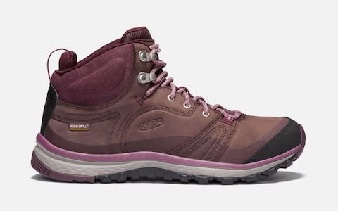 Keen  women walking boots