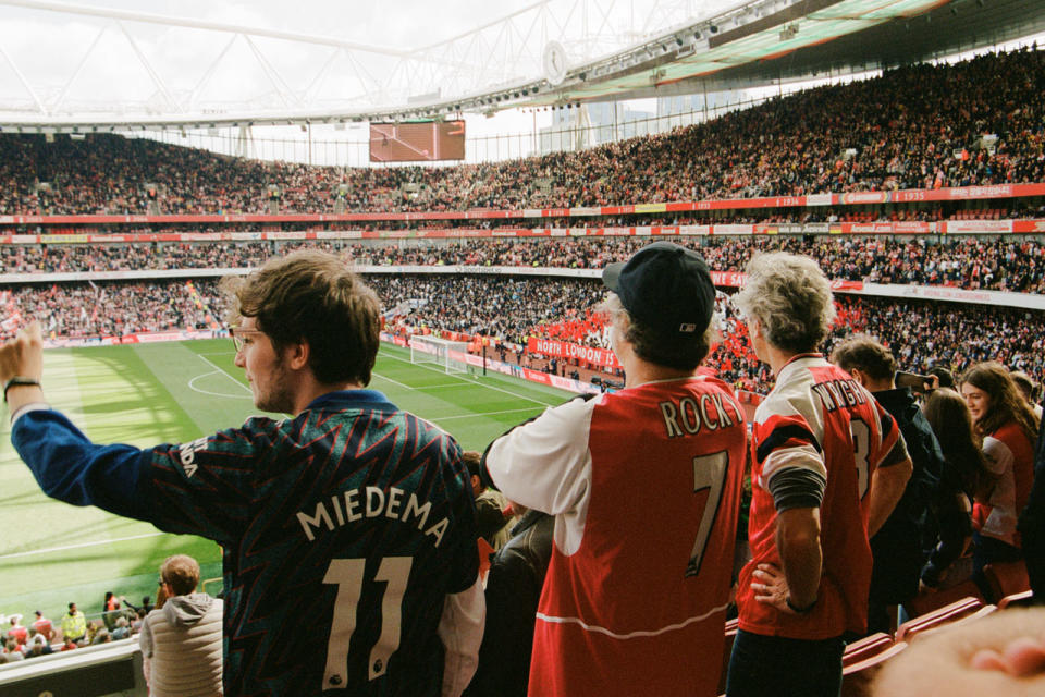 arsenal tottenham hotspur derby day london football soccer match behind the scenes game tj sawyerr gunners photos info