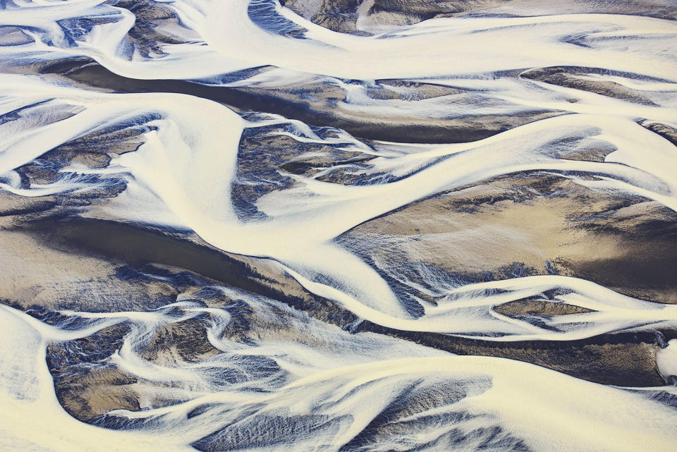 These aerial images of Iceland’s glaciers look like giant works of art