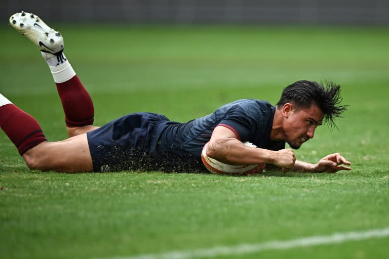 Essai de Marcus Smith pour l'Angleterre contre l'Ecosse en test-match de rugby le 22 juin 2024 à Tokyo (Philip FONG)