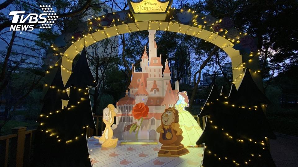 迪士尼公主的童話森林」第二站：美女與野獸 玫瑰心願。（圖／食尚玩家提供）
