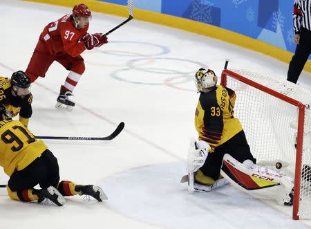 Ice Hockey - Pyeongchang 2018 Winter Olympics - Men Final Match - Olympic Athletes from Russia v Germany - Gangneung Hockey Centre, Gangneung, South Korea - February 25, 2018 - Olympic Athlete from Russia Nikita Gusev scores. REUTERS/David W Cerny