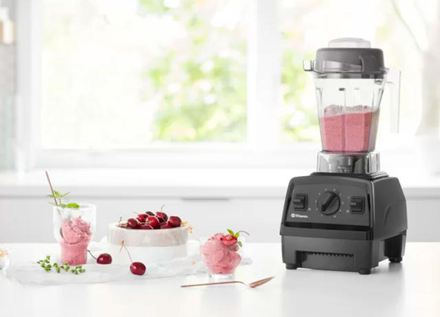 Food Processor vs. Blender: What's the Difference? - PureWow