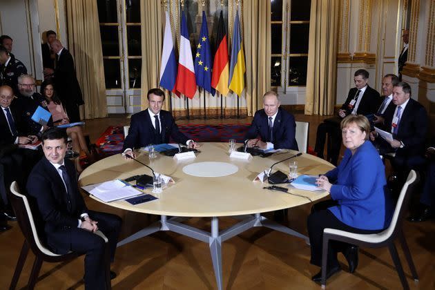 Les quatre chefs d'Etat au début du sommet, lundi, à l'Elysée.