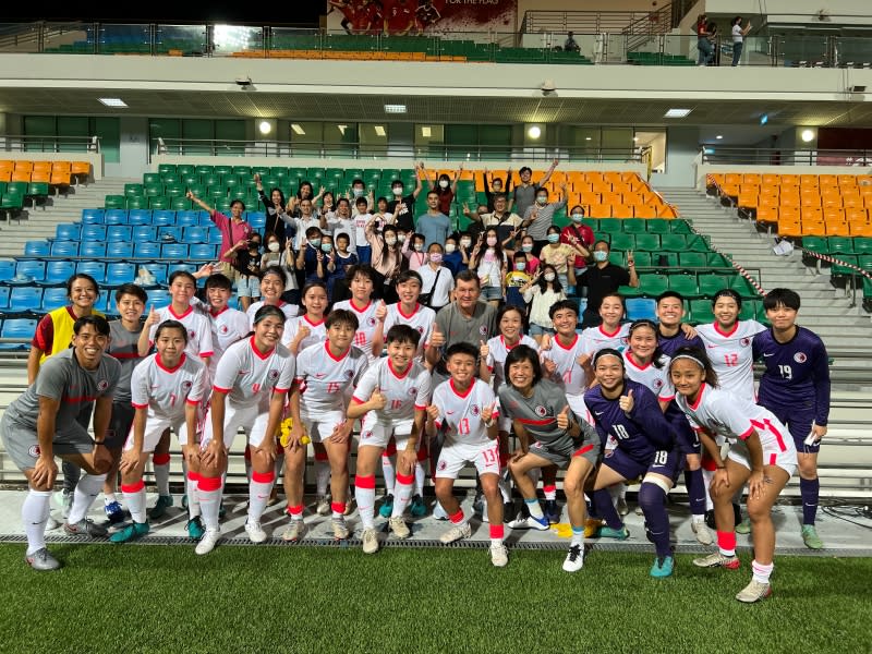 前年的亞洲盃外圍賽是朱寶恩（後排左八）首次入選大港腳。（圖：香港足總）