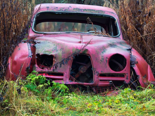 An abandoned car