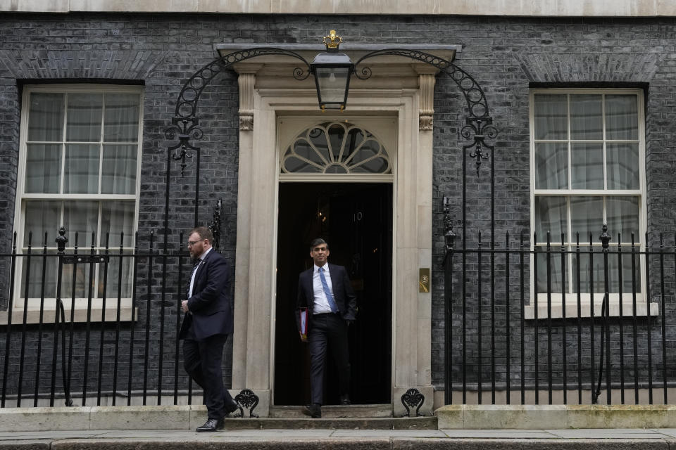 Britain's Prime Minister Rishi Sunak leaves 10 Downing Street to go to the House of Commons for his weekly Prime Minister's Questions in London, Wednesday, Feb. 28, 2024. (AP Photo/Alastair Grant)