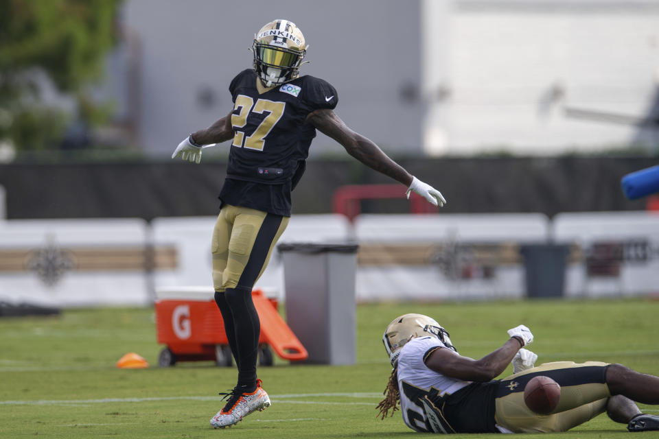 New Orleans Saints safety Malcolm Jenkins (27) celebrates after breaking up a pass in practice. (David Grunfeld/The Advocate via AP, Pool)