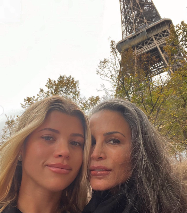 Sofia Richie with her mom, Diane Alexander. (Instagram)