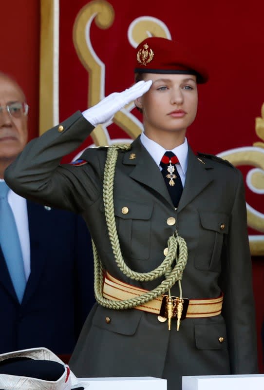 Primeras imágenes de la princesa Leonor con el uniforme militar - Foto 1