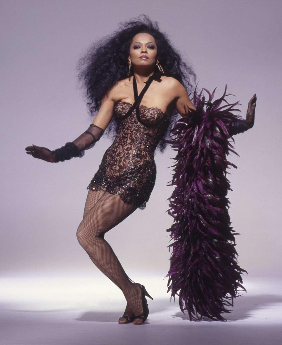 20 Glamorous Vintage Photos of the Incomparable Ms. Diana Ross