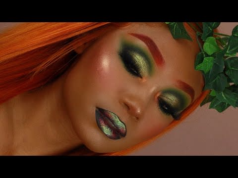 11) Poison Ivy Makeup