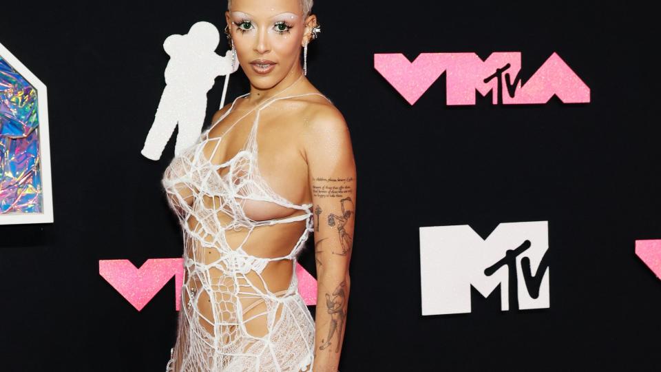 newark, new jersey september 12 editors note image contains partial nudity doja cat attends the 2023 mtv video music awards at the at prudential center on september 12, 2023 in newark, new jersey photo by dia dipasupilfilmmagic