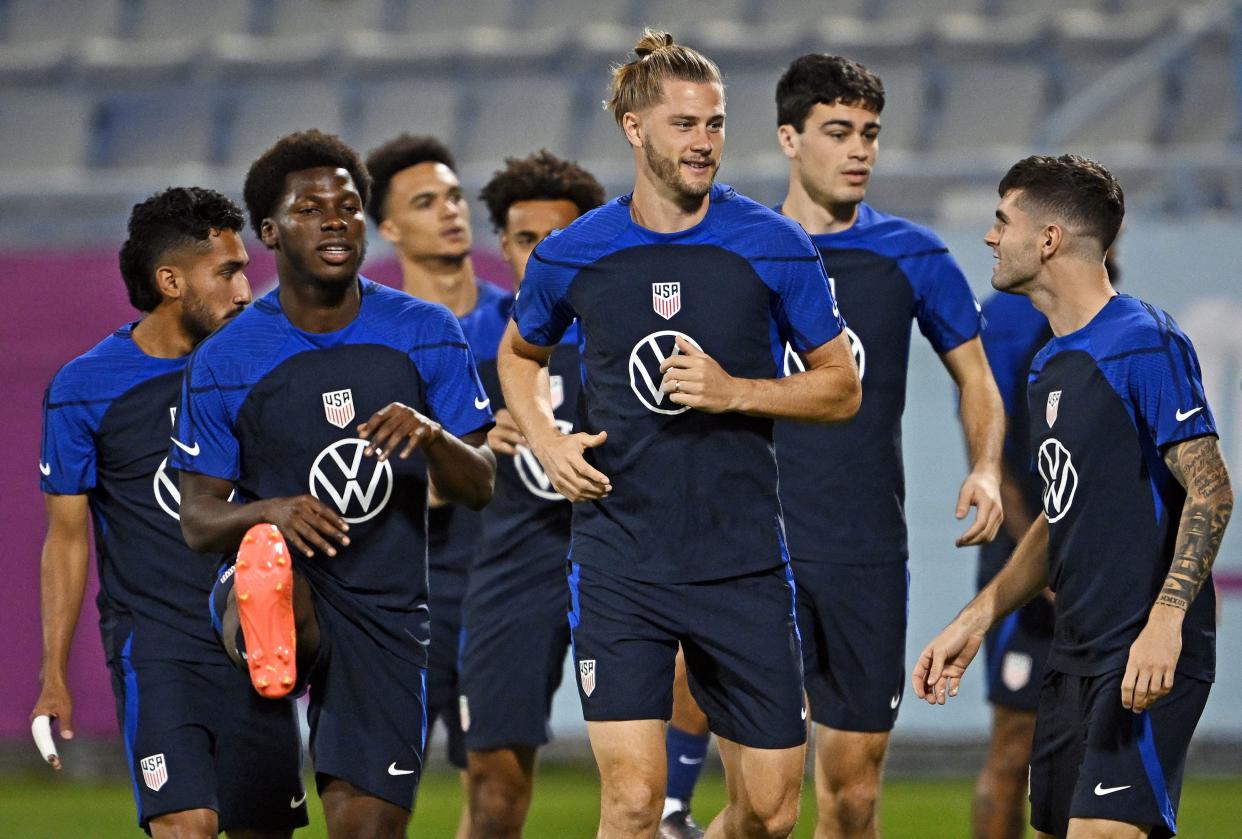 USMNT players take part in a training session during the Qatar 2022 World Cup football tournament. (AFP via Getty Images)