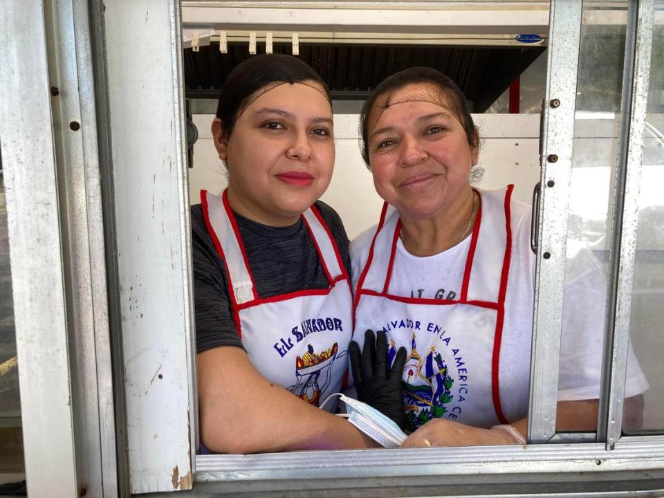 Mercedes Martinez Perez, right, and her daughter, Christina Estrada Martinez, open Delicias Salvadorenas at 415 Green St. in Warner Robins.