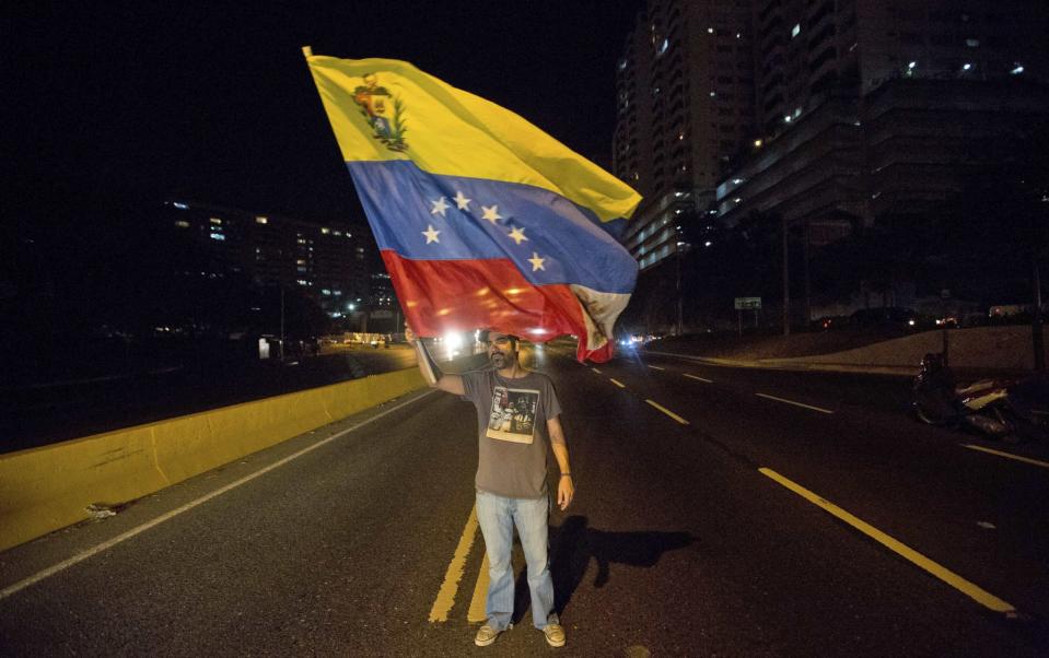 Crisis política en Venezuela: El Supremo asume las competencias del Parlamento
