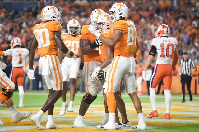 Tennessee Misses the Top 10 in CBS Sports' Preseason Rankings