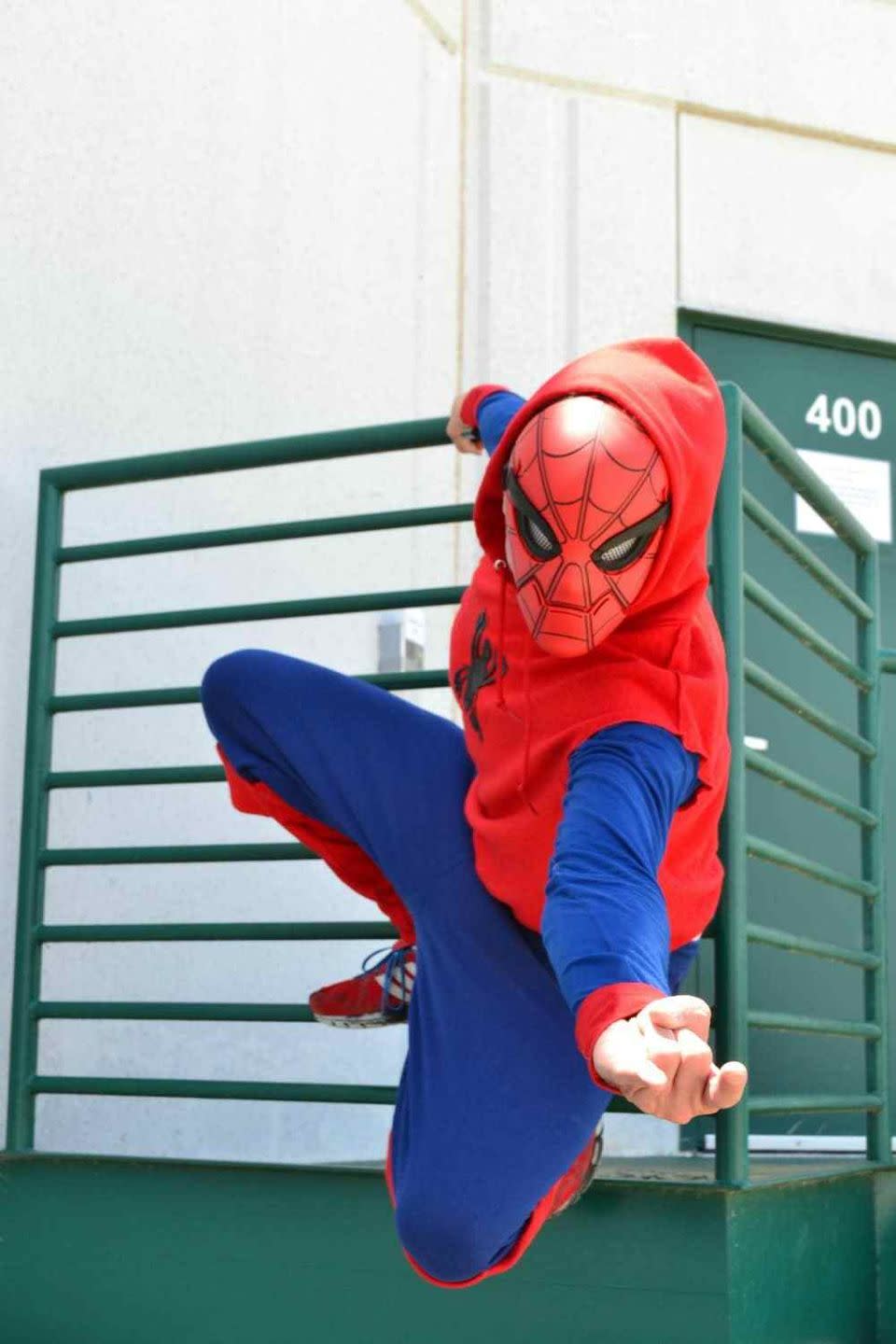 <p>No need to get caught in a web of thread! This crafty costume requires absolutely no sewing.</p><p><strong>Get the tutorial at <a href="https://lifeshehas.com/spider-man-homecoming-diy-costume-challenge/" rel="nofollow noopener" target="_blank" data-ylk="slk:Life She Has;elm:context_link;itc:0;sec:content-canvas" class="link ">Life She Has</a>.</strong></p><p><strong><a class="link " href="https://www.amazon.com/Kid-Nation-Fleece-Pullover-Sweatshirt/dp/B0778GR2SV/?tag=syn-yahoo-20&ascsubtag=%5Bartid%7C10050.g.21345654%5Bsrc%7Cyahoo-us" rel="nofollow noopener" target="_blank" data-ylk="slk:SHOP SWEATSHIRT;elm:context_link;itc:0;sec:content-canvas">SHOP SWEATSHIRT</a></strong></p>