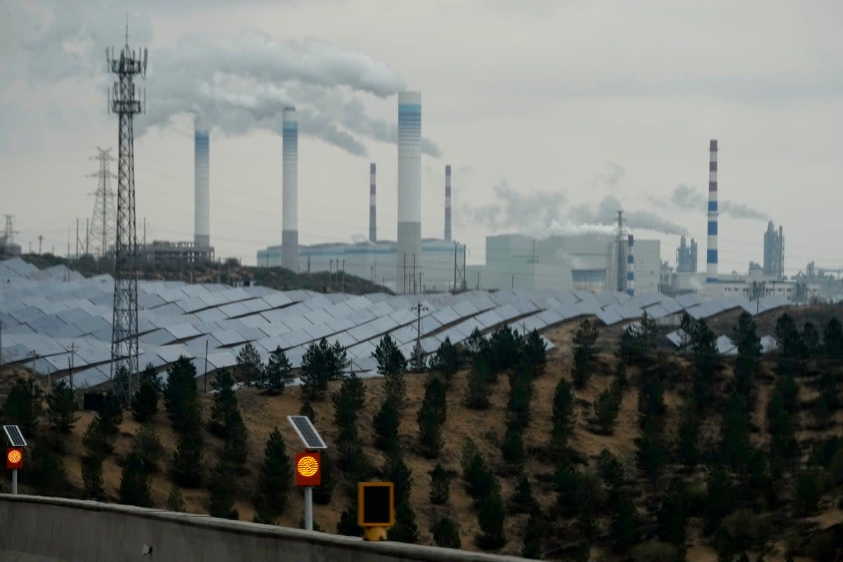 ENERGÍA-INVERSIONES (AP)